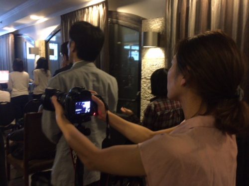 {CAPTION}